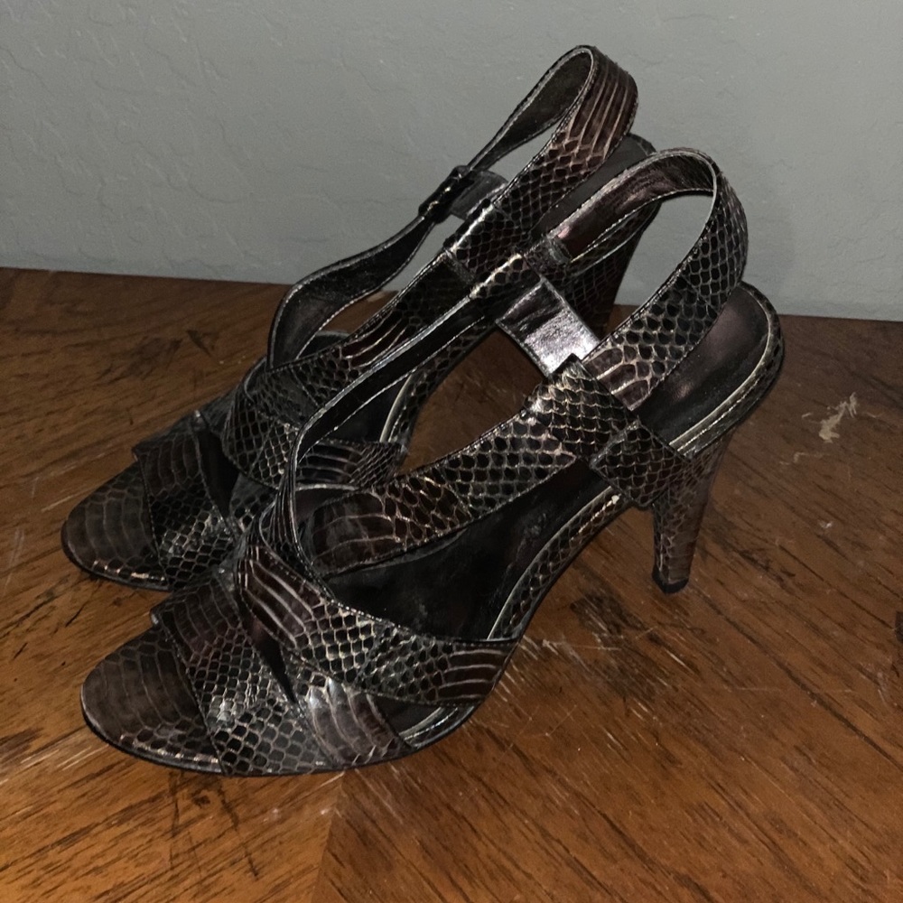Inc short heel snake print shoes